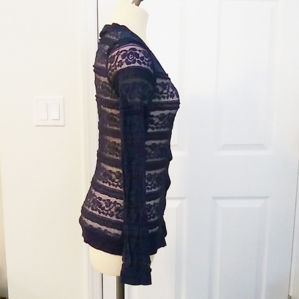 Amisu Lace Cardigan - Picture 4 of 7
